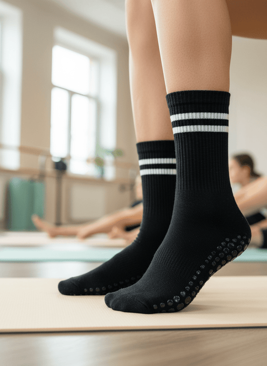 Damskie skarpety do jogi i pilatesu – długie z ABS - Sooks